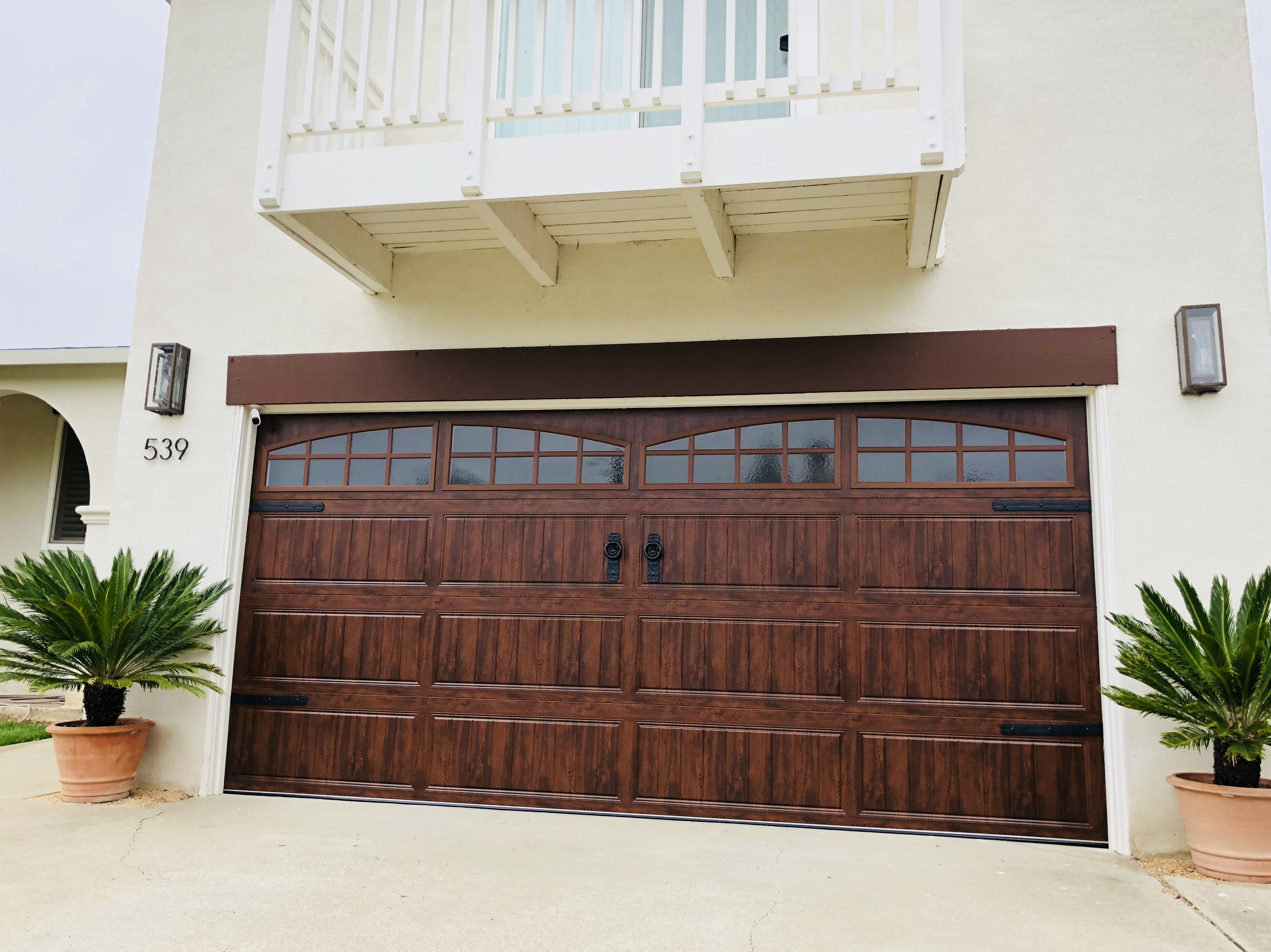 Carriage Style Garage Door | Livermore CA | 925-557-5337