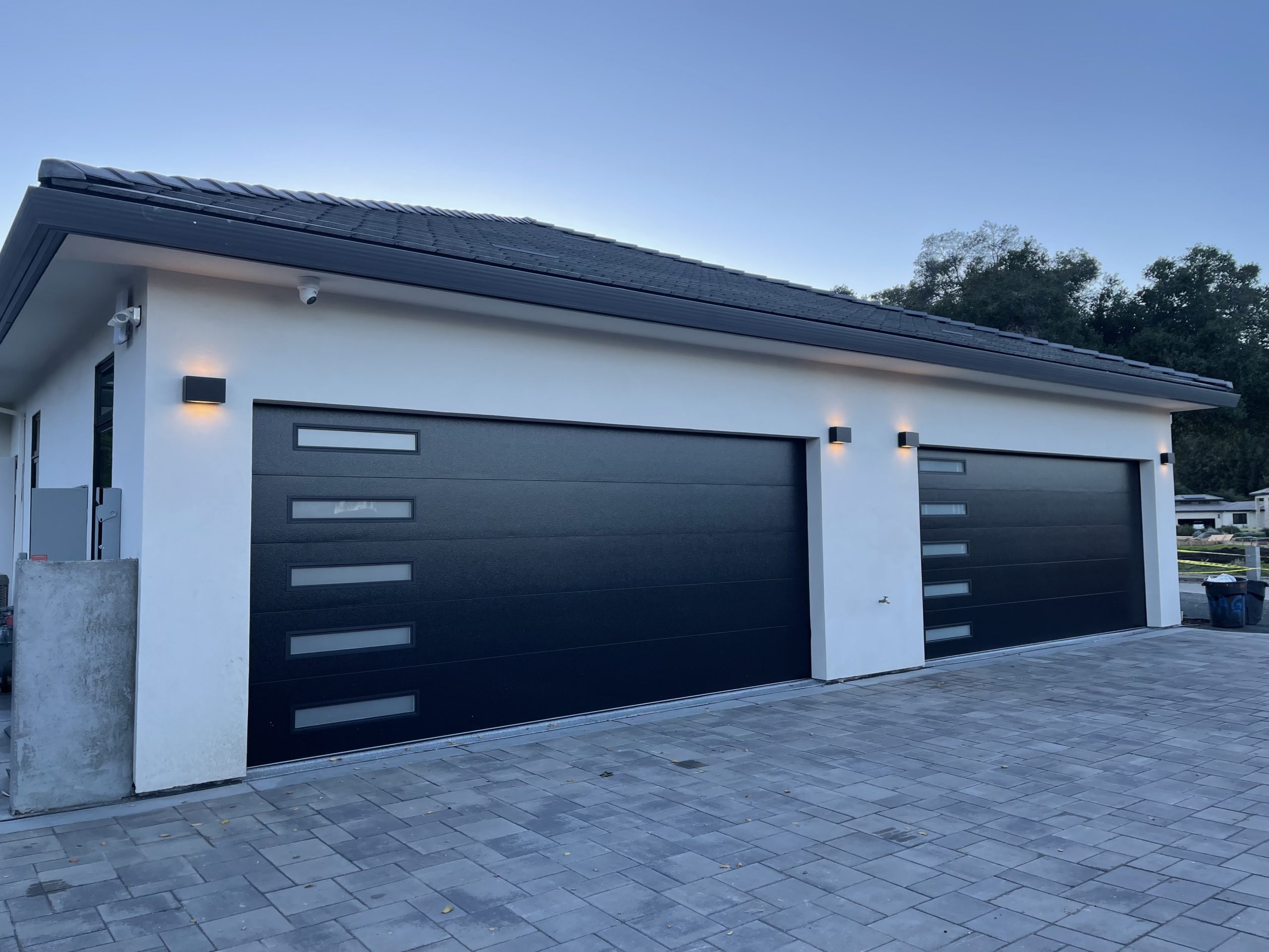 Clopay Garage Door Modern Steel Replacement - Expert Craftsmanship and Quality Products for Homes